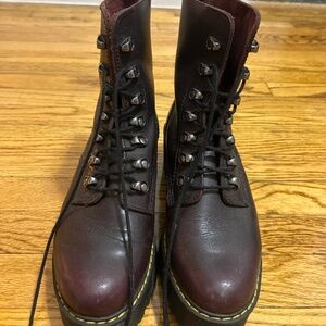 Doc martens Leona hiking boots